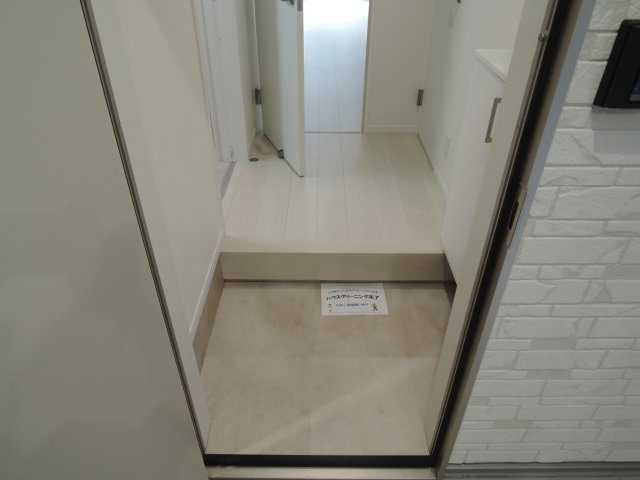 DS南芥川の内装