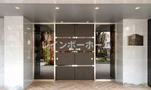 メインステージ北千住Ⅳのエントランス