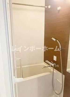 メインステージ北千住Ⅳの浴室