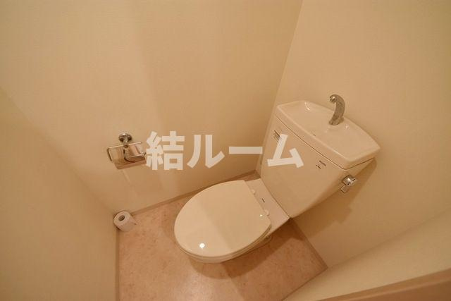 練馬区貫井１丁目の賃貸マンションのトイレ