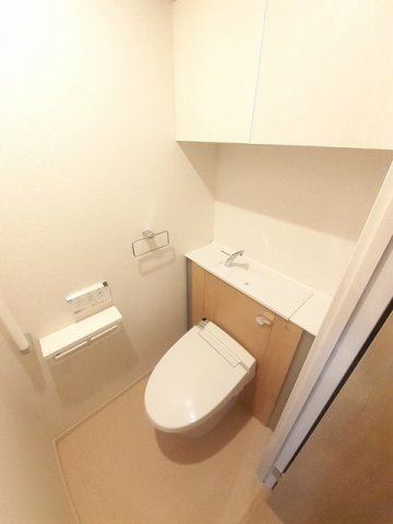 セントラルヒルズ昭和町のトイレ|清潔感のあるトイレです