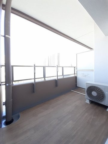 セントラルヒルズ昭和町のバルコニー|落ち着いた時間を過ごせるバルコニーです