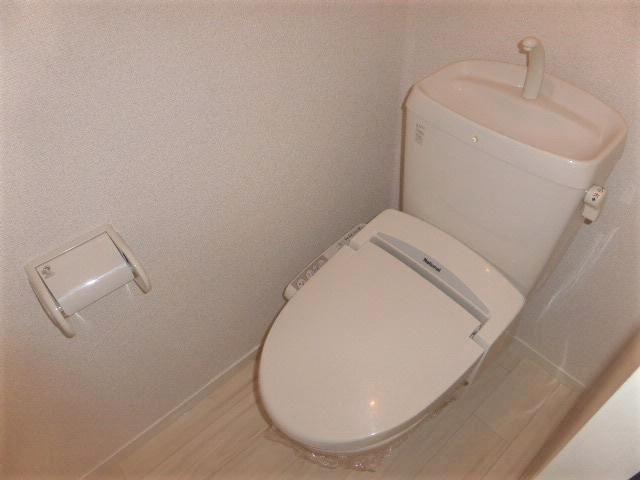 フラッツァらくだ坂のトイレ