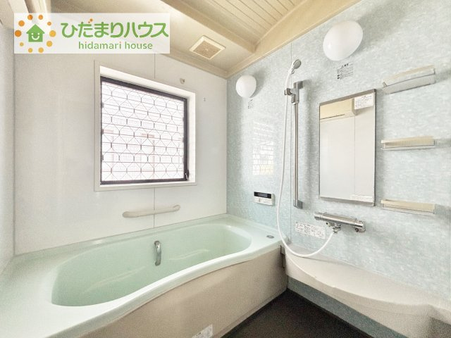 【浴室】 | 守谷市薬師台2丁目　中古戸建 | 今日も１日お疲れでした。広いお風呂で疲れを癒してください、、、♡