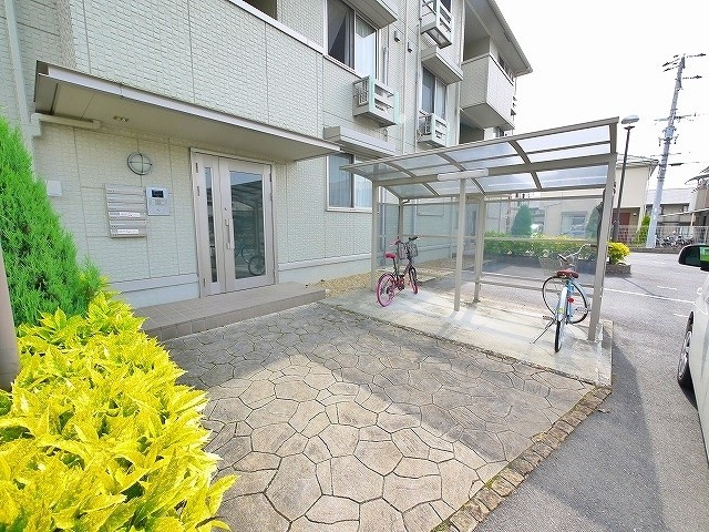 リビングタウン南紀寺のその他共用部分|綺麗な共有スペース