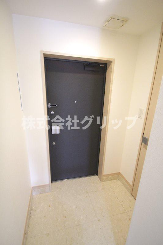 日神デュオステージ関内大通り公園の玄関