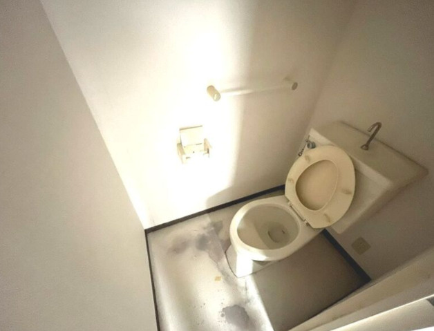クレストパレス南行徳のトイレ|違うお部屋の写真です