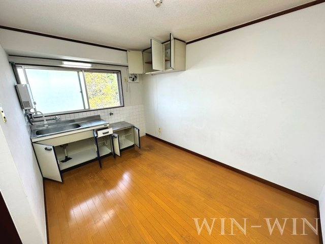 朝日マンションのキッチン|イメージ（同建物内別部屋の写真です）