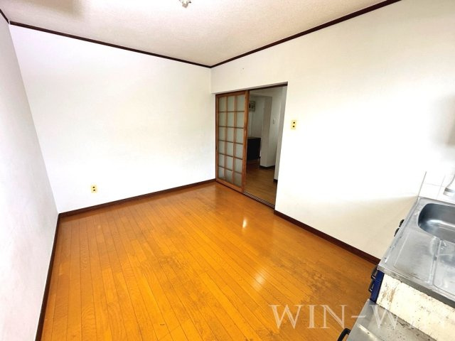 朝日マンションのキッチン|イメージ（同建物内別部屋の写真です）