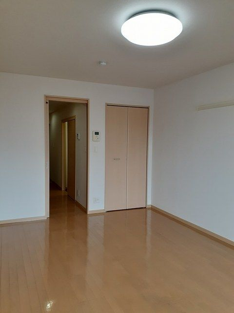 大和市大和東２丁目の賃貸マンションの内装