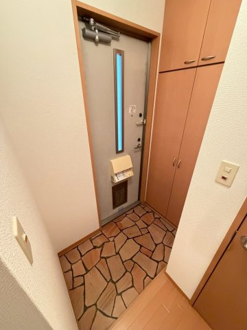 【玄関】