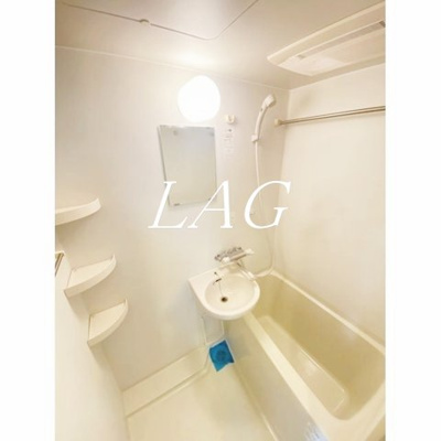 【浴室】 | プレール・ドゥーク西大島駅前 | お風呂です。