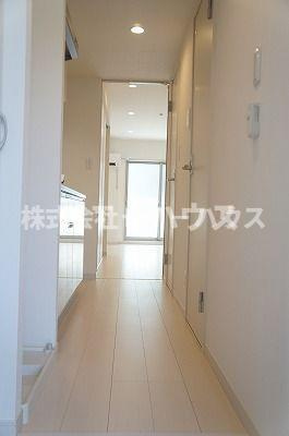 リブリ・イハナの玄関