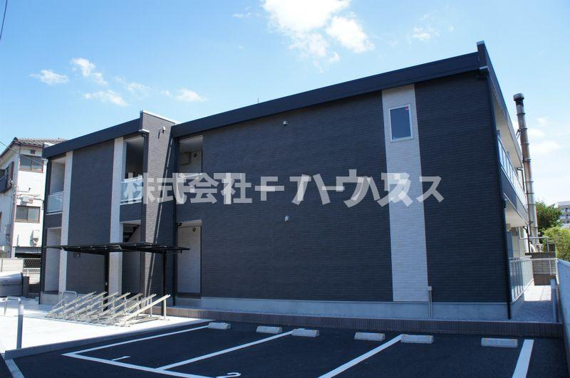 リブリ・イハナの外観