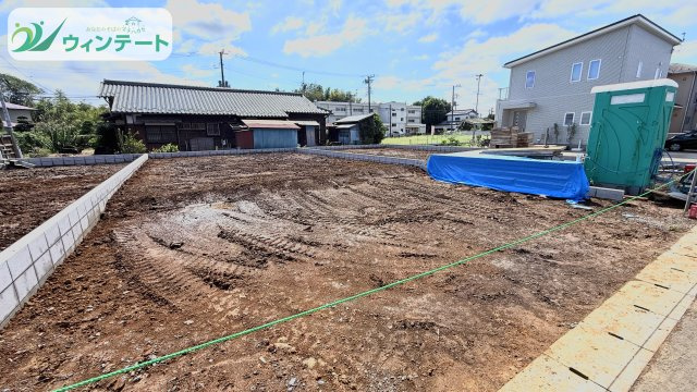 土浦市中高津第10　新築戸建の外観|前面道路幅員6.7mで車の出し入れもラクラク。陽当たり良好の新築住宅。