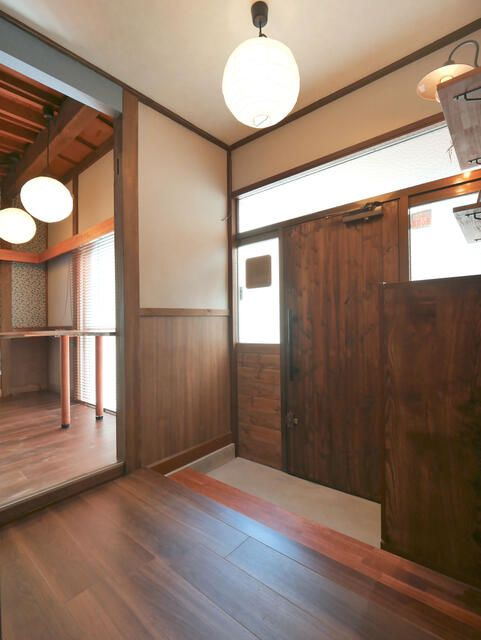 中田南　店舗の内装