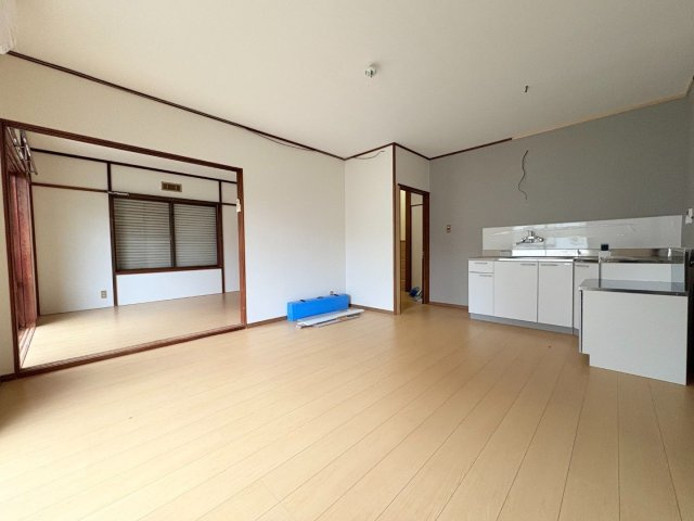 島田市阪本戸建Ⅱの居間・リビング