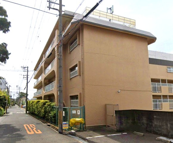 スターハイツ住吉川の外観
