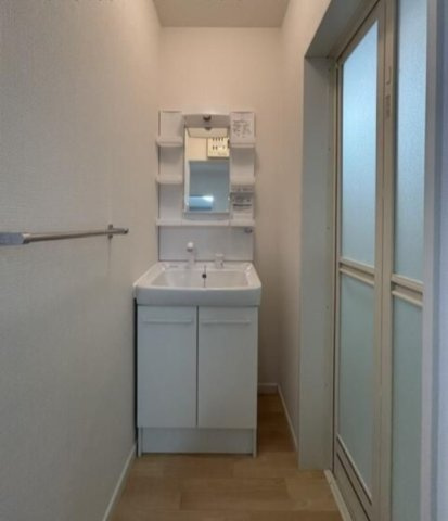 メゾンシャロットの洗面所|※別部屋参考写真