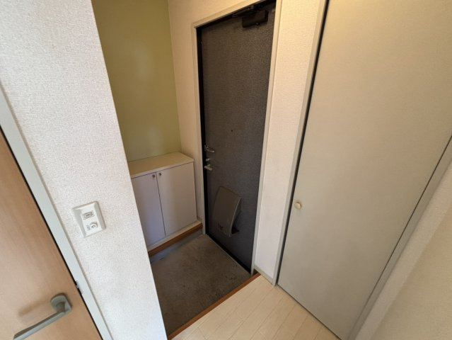 フレグランスマツウラの玄関