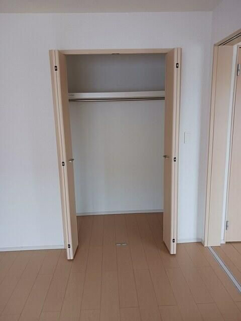 クレストＭ六番館の収納