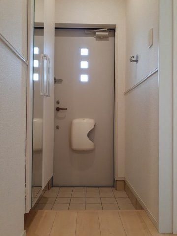 ビオーラ奏　Ⅱの玄関