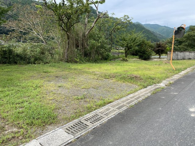 津山市加茂町知和　売土地　274坪