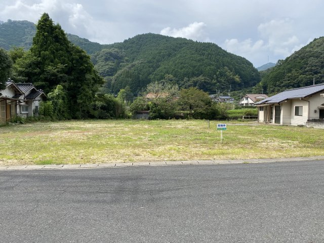津山市加茂町知和　売土地　274坪