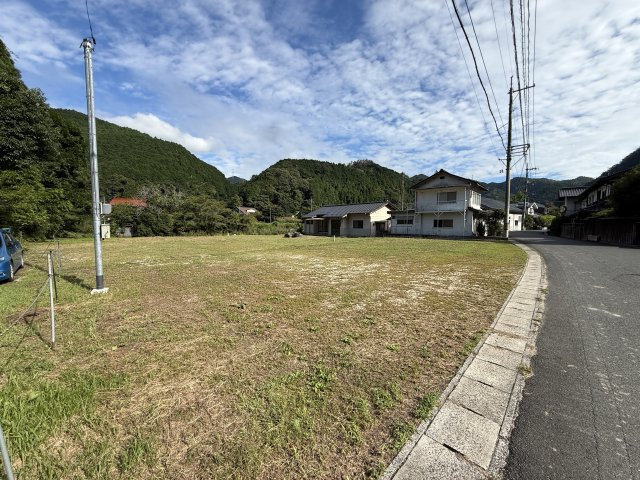 津山市加茂町知和　売土地　274坪の外観