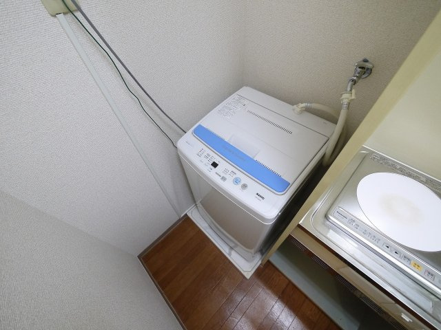 ＣＯＭＯ　ＨＯＵＳＥの設備|洗濯機もあります