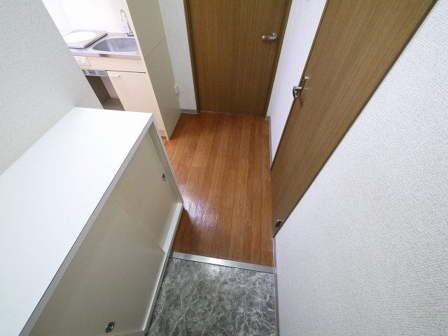 ＣＯＭＯ　ＨＯＵＳＥの玄関|収納もある玄関です
