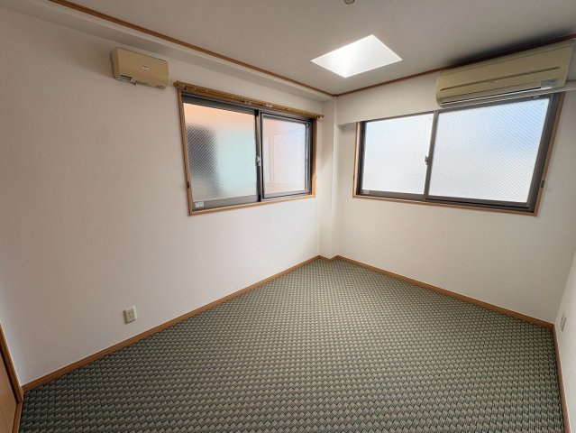 兵庫区小河通中古戸建ての洋室