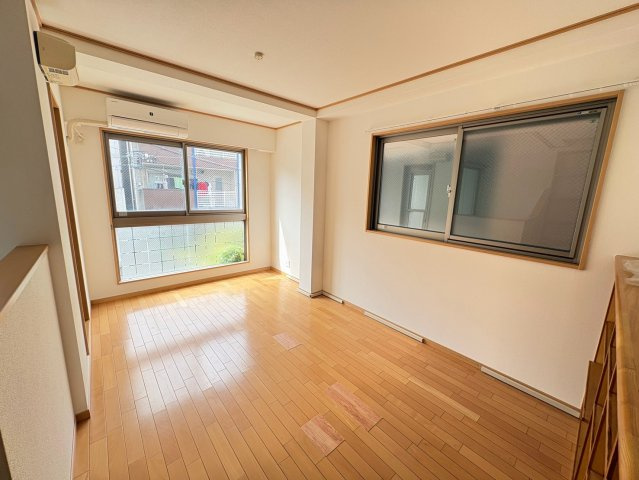 兵庫区小河通中古戸建ての居間・リビング