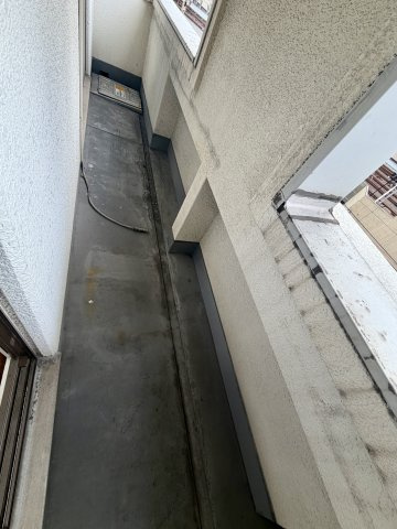 大阪市浪速区難波中２丁目の店舗事務所のバルコニー
