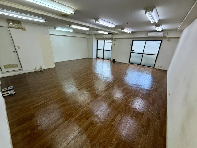 大阪市浪速区難波中２丁目の店舗事務所の内装