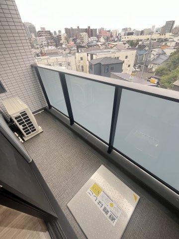 Ｍ－ＲＥＳＩＤＥＮＣＥ亀戸のバルコニー|お洗濯にも便利なバルコニー付き