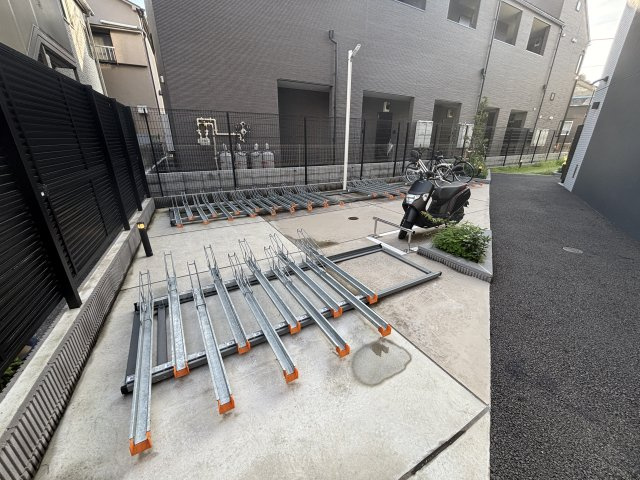 Ｍ－ＲＥＳＩＤＥＮＣＥ亀戸の駐車場