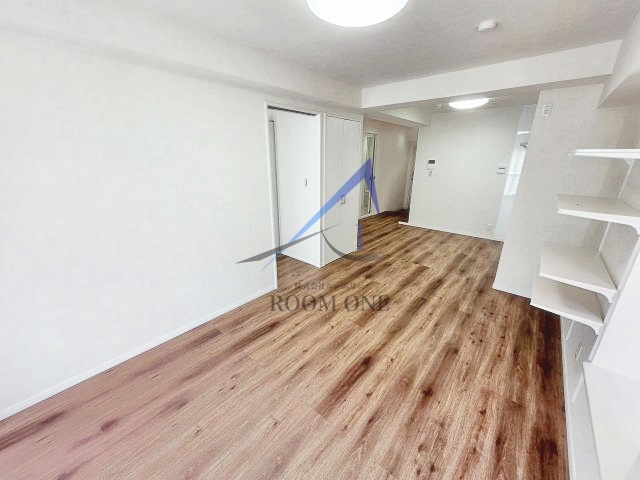 CASION尻手B棟の居間・リビング|洋室のお部屋です。