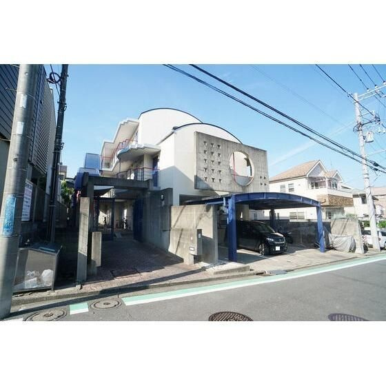 ブランニュー青葉台の外観