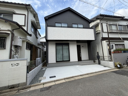 ゆとりのある3LDK空間：LDKは17畳以上あり、すべての居室が6畳以上の広さを確保しています。高い住宅性能：設計・建設の「住宅性能評価」を取得しており、地震に強い安心の住まいです。