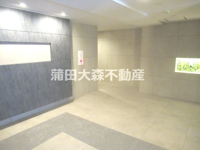 MAXIVマキシヴ北糀谷のエントランス