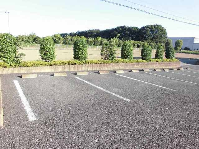 ポラリス　Ⅱの駐車場|駐車スペースもあります