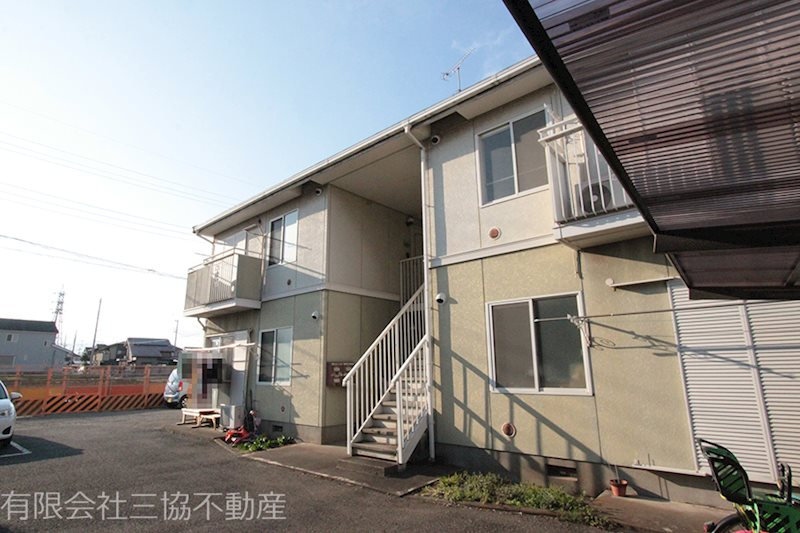 ニュータブチハイツBの外観