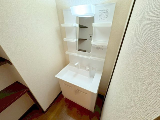 プリンスコート新高の独立洗面台
