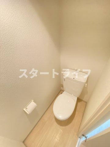 大阪市淀川区東三国５丁目の賃貸マンションのトイレ