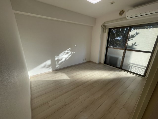 文京区根津２丁目の賃貸マンションの洋室
