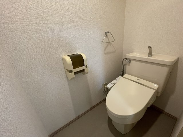 文京区根津２丁目の賃貸マンションのトイレ