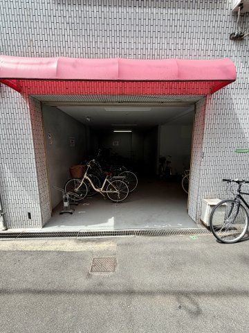 大阪市西成区松１丁目の店舗事務所のその他共用部分