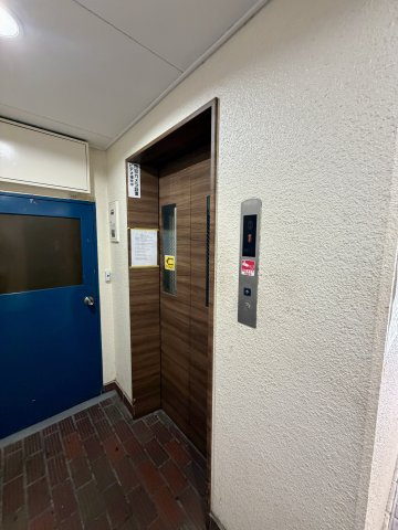 大阪市西成区松１丁目の店舗事務所のその他共用部分