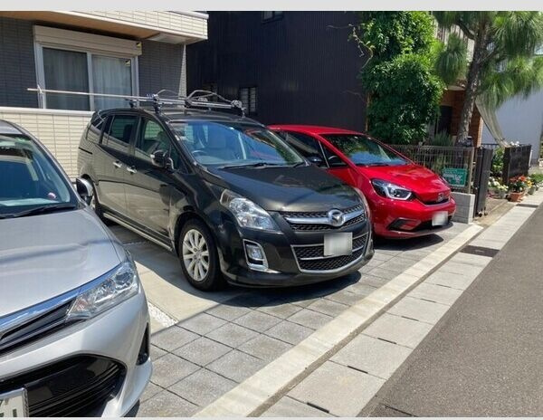 グランヴィア加納徳川の駐車場